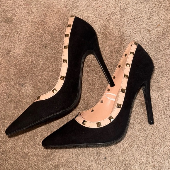 Black Faux Suede Studded Pointed Toe Heels - Picture 1 of 6
